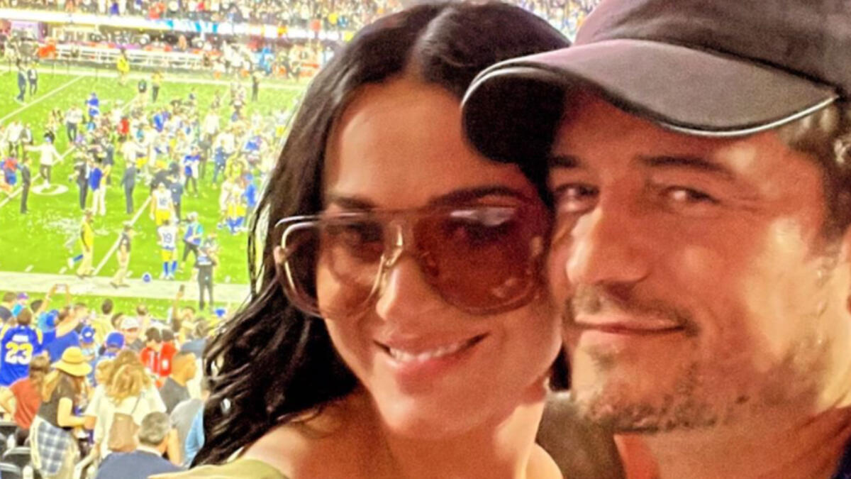 Orlando Bloom and Katy Perry share Super Bowl selfie
