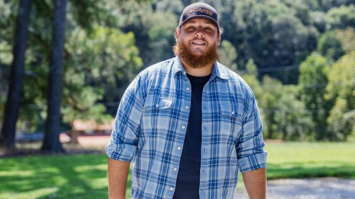Country Artist of the Year: Luke Combs