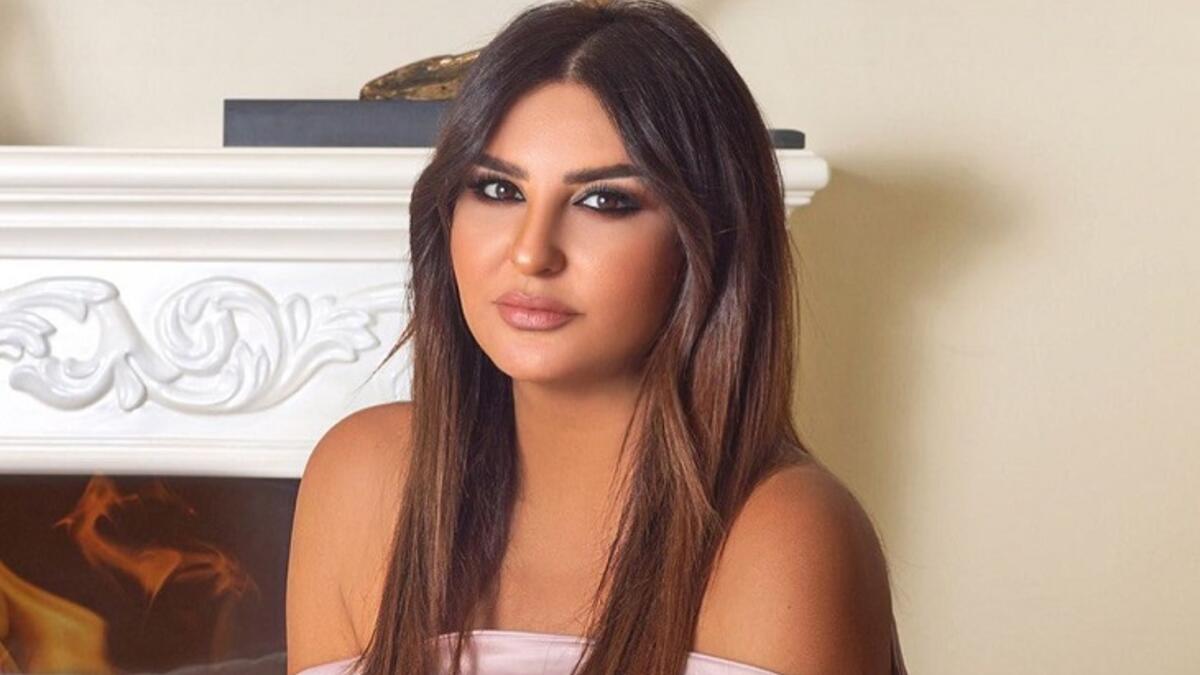 كما ارتبط اسم أبو هشيمة بالفنانة العراقية شذى حسون دون تكشف المزيد من التفاصيل.