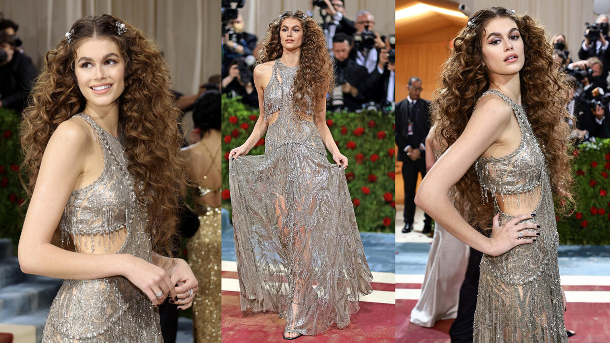 Kaia Gerber in Alexander McQueen.