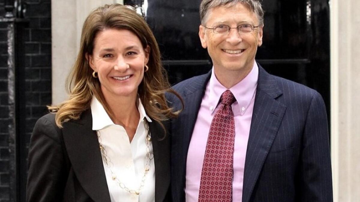 بيل وميليندا جيتس: من المحتمل أن يكون انفصالهما أحد أكبر تسويات الطلاق في التاريخ بسبب الحجم الهائل لثروتهما التي تصل إلى 146 مليار دولار، وإذا قاما بتقسيم ثروتهما بالتساوي، فإن قيمة  ميليندا ستحصل على 73 مليار دولار.