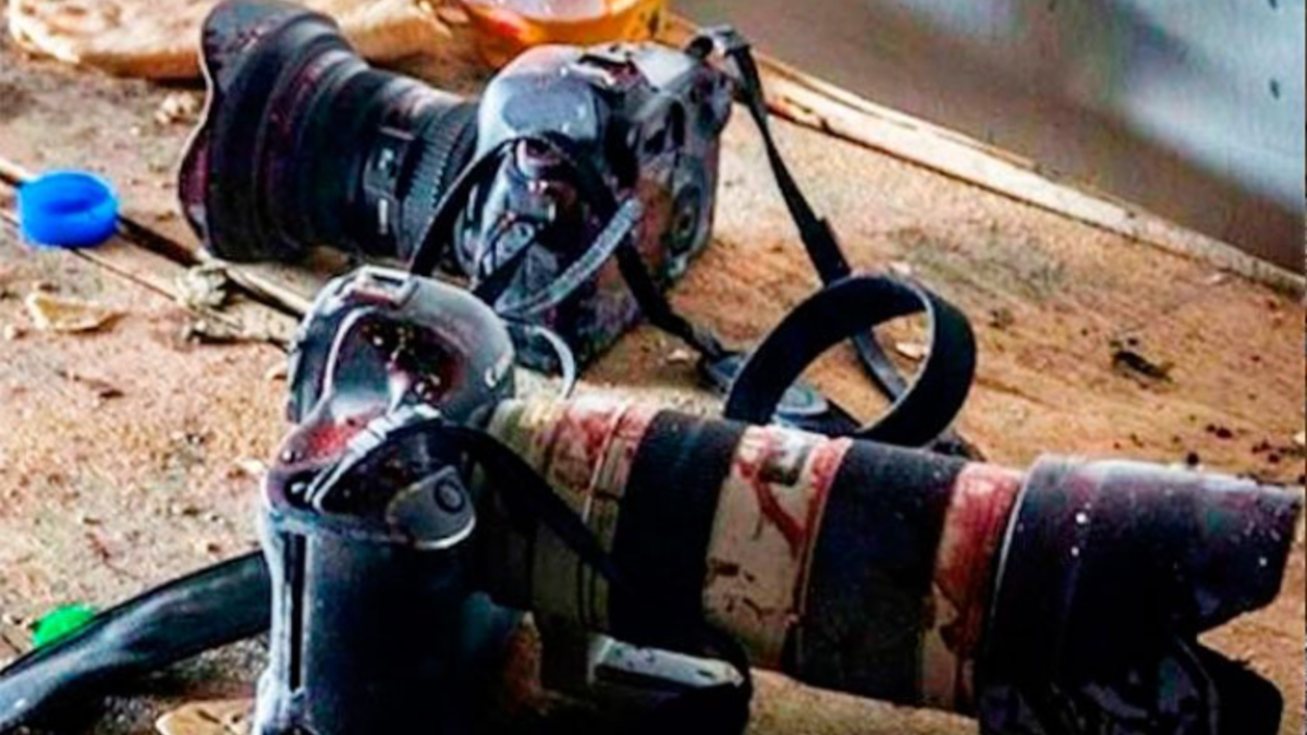 باسل إبراهيم فرج - التلفزيون الجزائري/مساعد مصور: استشهد في قصف صاروخي من طائرة حربية إسرائيلية للبرج السكني الذي كان به في حي تل الهوى