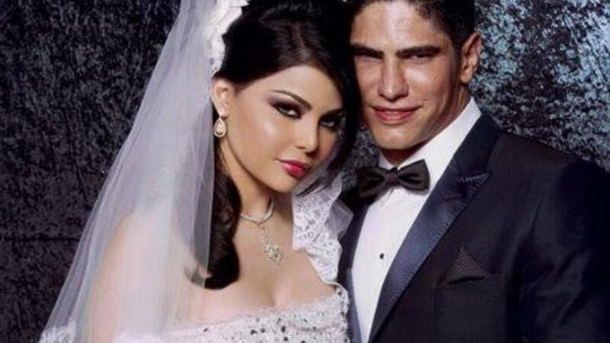 في 24 أبريل 2009 تزوج أحمد أبو هشيمة من الفنانة اللبنانية هيفاء وهبي وانفصل عنها في نوفمبر 2012.