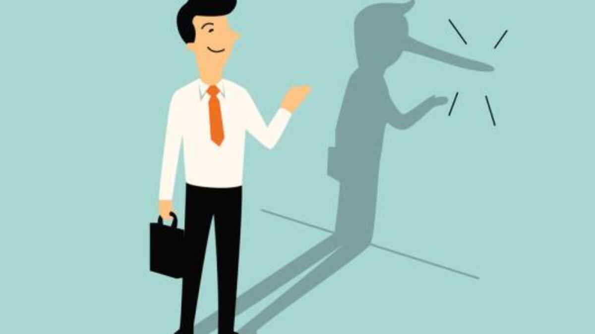 منع بث أي محتوى كاذب بدون حقائق ومعلومات موثقة.