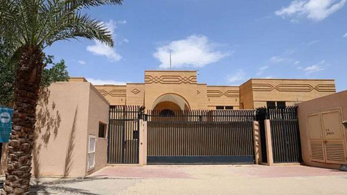 6 يونيو 2023: إيران تعلن إعادة فتح سفارتها في المملكة العربية السعودية