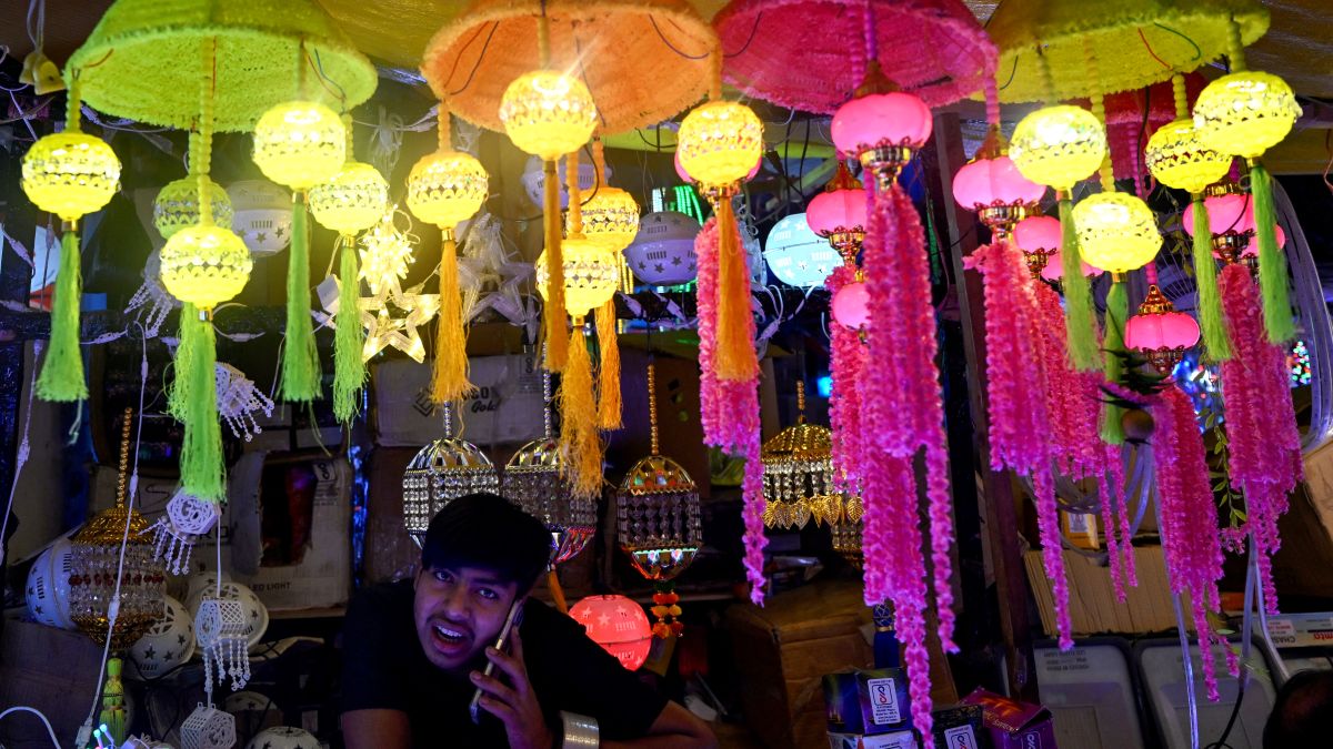 Diwali is a major festival that Hindus celebrate annually. It is also known as Deepawali or Festival of Lights. Diwali is celebrated annually with great pomp. As per the Hindu lunar calendar, it falls on the 15th day of the month of Kartik - the darkest night of the year. On this day Hindus decorate their homes with diyas rangoli and twinkling lights. (photo by afp)