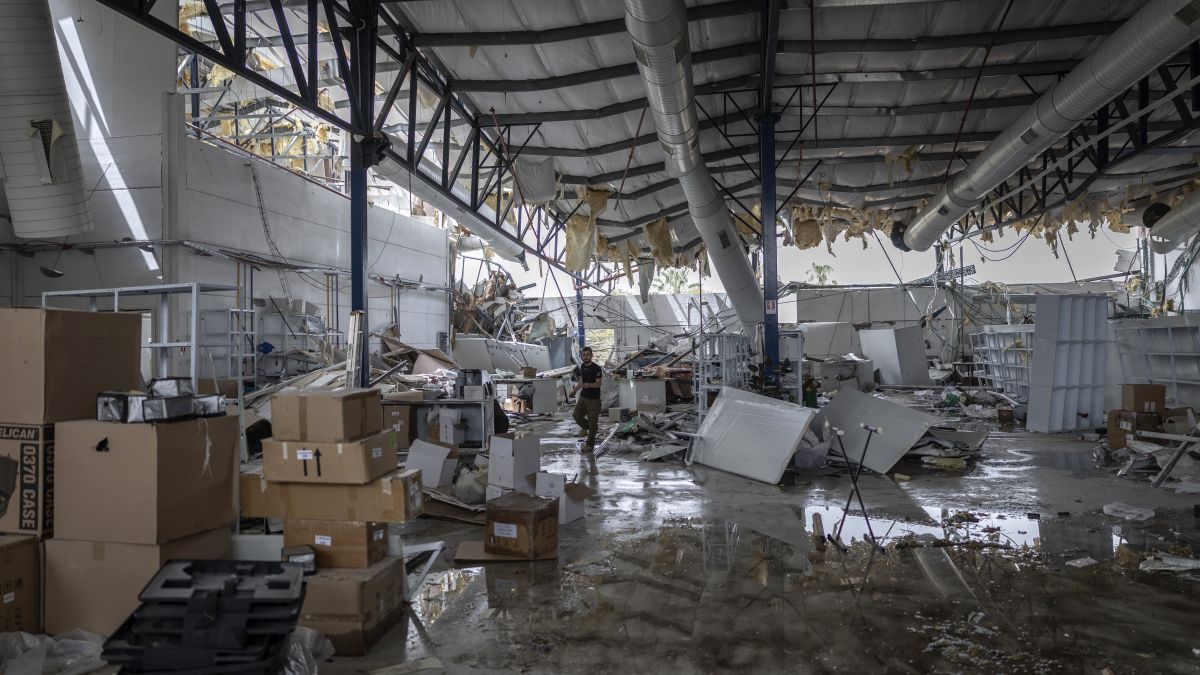 Iranian hypersonic missile obliterates Israeli drone factory 