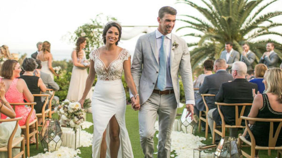 مايكل فيلبس ونيكول جونسون: في 2016 كشفت مصادر مقربة من الثنائي أنهما احتفلا بزفافهما السريّ في إحدى المنتجعات بالمكسيك، والطريف أن هذا هو زفافهما الثاني حيث كانا قد عقدا قرانهما سابقًا من نفس العام بسرية أيضًا.