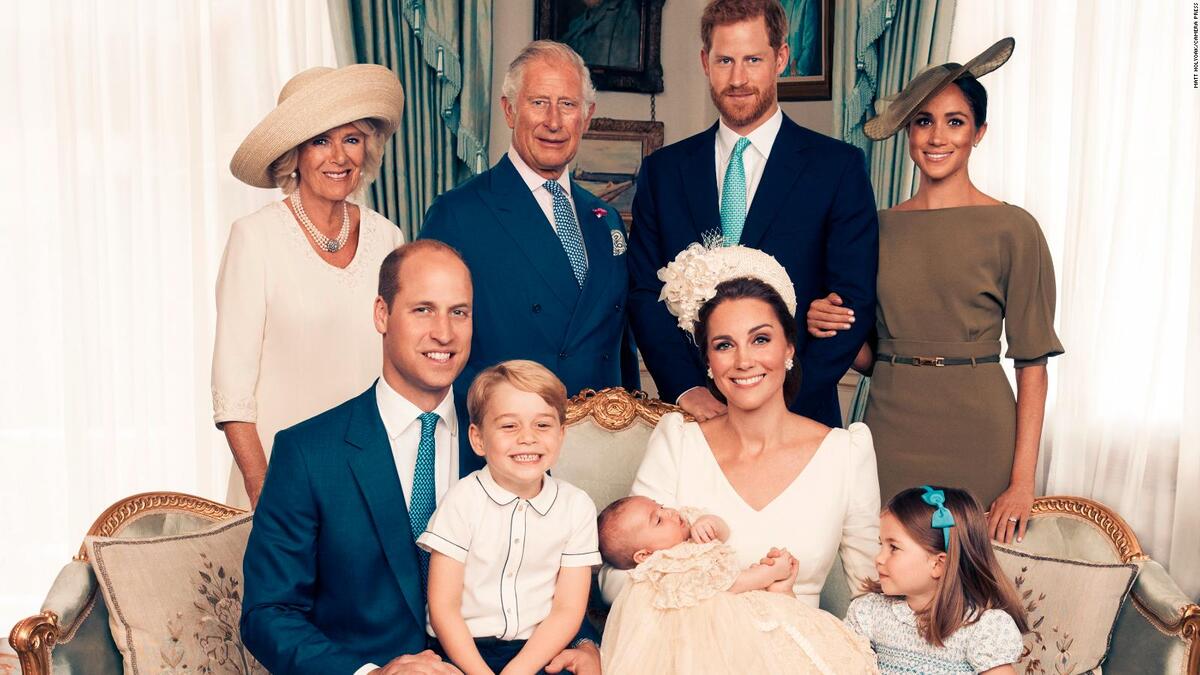 لن يحظى الطفل أو الطفلة المُنتظرة بلقب أمير: لن يحصل ابن هاري على لقب الأمير أو الدّوق، بعكس أطفال ويليام الذين يمتلكون ألقاب الأمراء، بالإضافة إلى الإشارة إليهم بـ "سموّهم الملكي" بناءا على المرسوم الملكي الذي أصدره الملك جورج الخامس عام 1917.