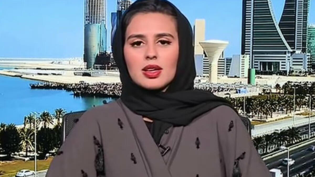 لها 5 شقيقات لمى ودارين ومروة وونس والمطربة سماوة