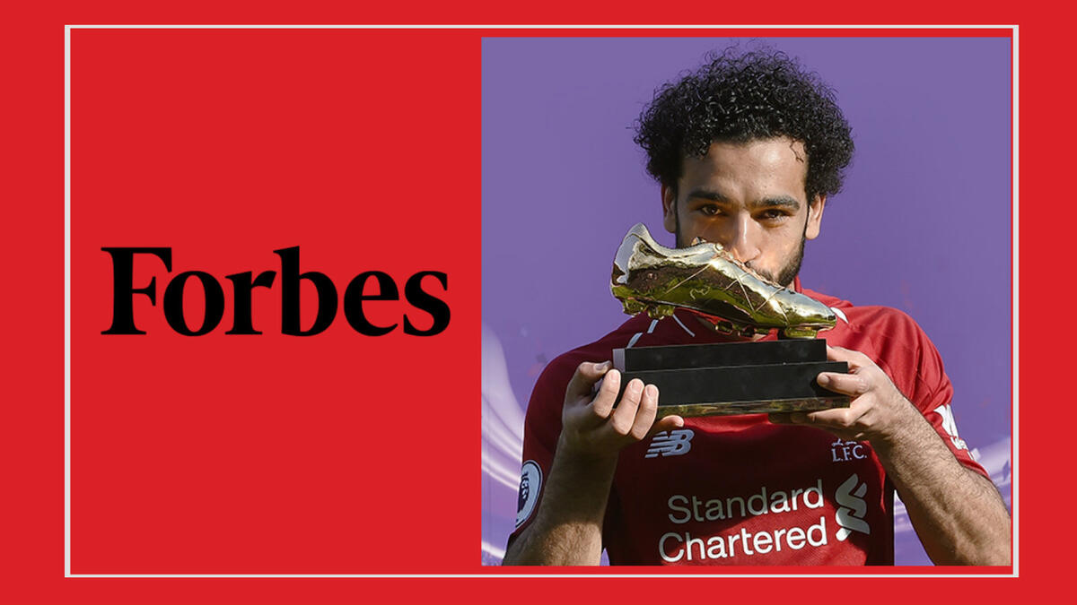 المركز 22: محمد صلاح من مصر / العمر: 26 عامًا / أكثر لاعبي كرة القدم تتويجًا بالجوائز الفردية في العالم خلال الموسم الكروي 2017-2018.