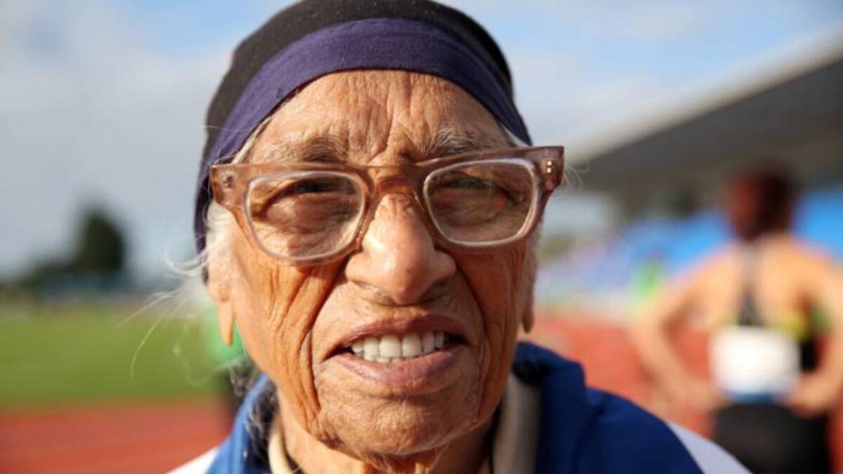 مان كاور(101 عامًا) من الهند: فازت بـ 20 ميدالية في مسابقات في جميع أنحاء العالم، كما حصلت على ميدالية ذهبية في سباق 100 متر في بطولة العالم في نيوزيلندا.