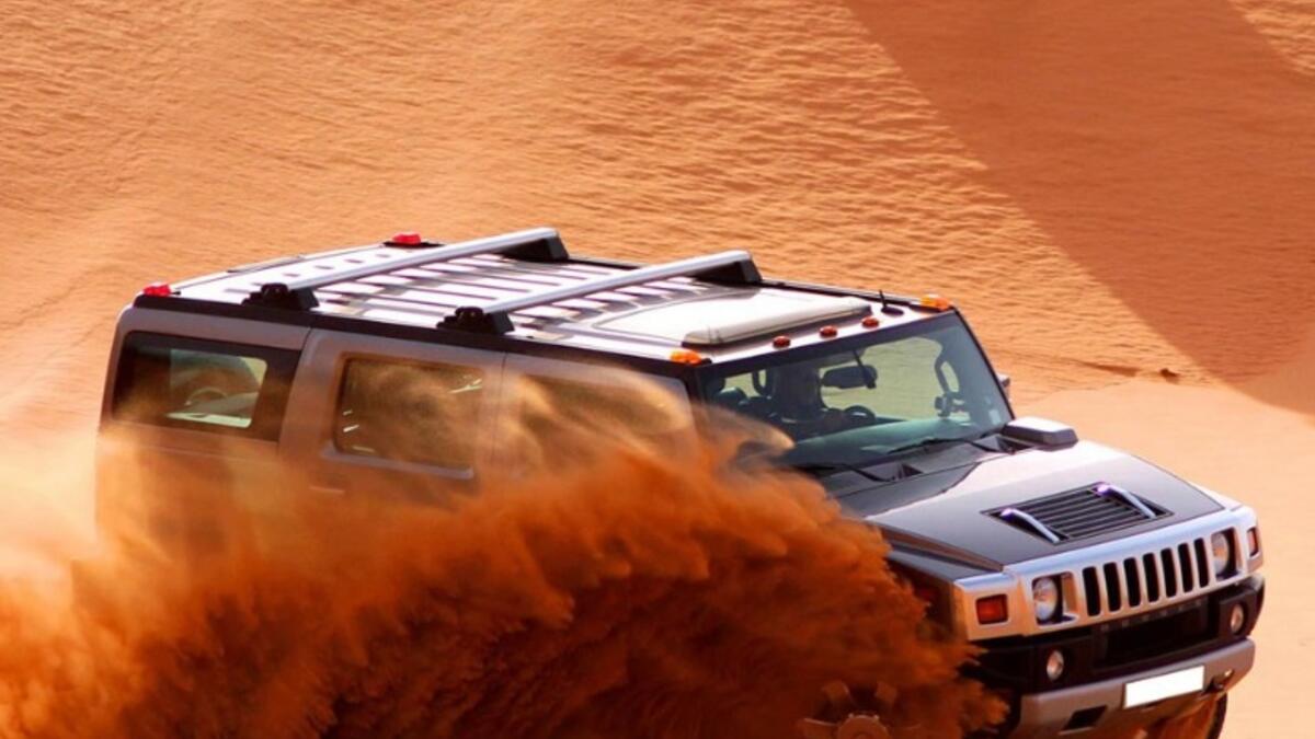 Hummer desert safari
It is one of the most amazing sports in Dubai. The Hummer H2 desert safari is basically going on dune bashing riding a Hummer H2 (Screenshot)