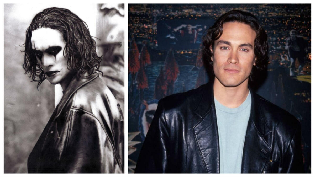 الأمريكي براندون لي: قتل في 1993، أثناء تصويره مشهد قتله في فيلم the crow حين كان يمشي من مدخل الباب عندما ليطلق عليه المممثل مايكل ماسي النار من مسافة 15 قدمًا في بطنه عن طريق الخطأ.