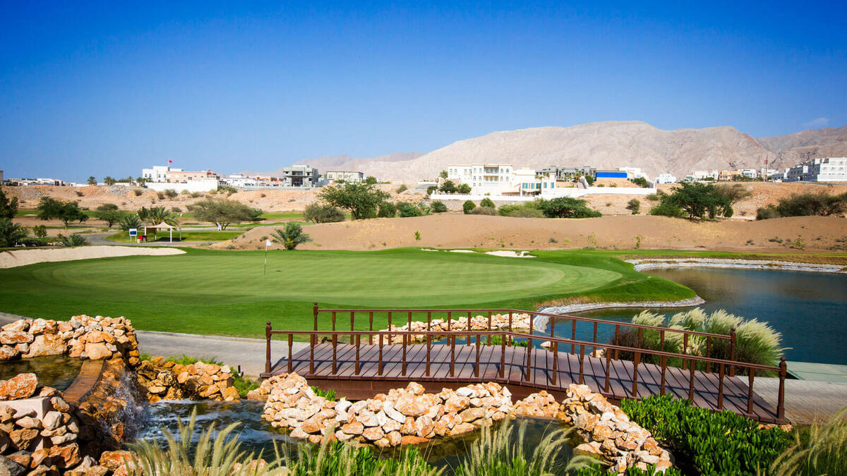 Uniquely set into a wadi, Ghala Golf Club is the first independent golf course in Oman. The iconic backdrop of the Al-Hajar mountains provides golfers with a scenic round, whilst the course tests the abilities of all players. Enrich your game by enjoying the wildlife and taking on a challenge amongst the deserts of Oman.