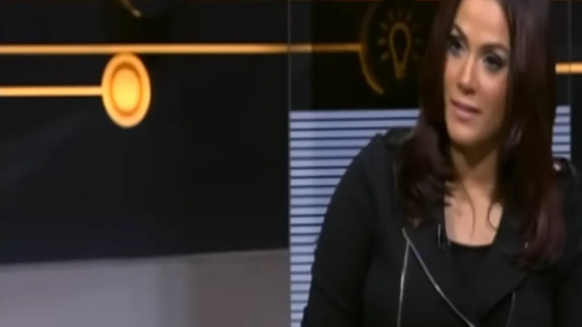Monaliza known to the public in the films Hammam fi Amsterdam and Ashab Wala Business wore the hijab