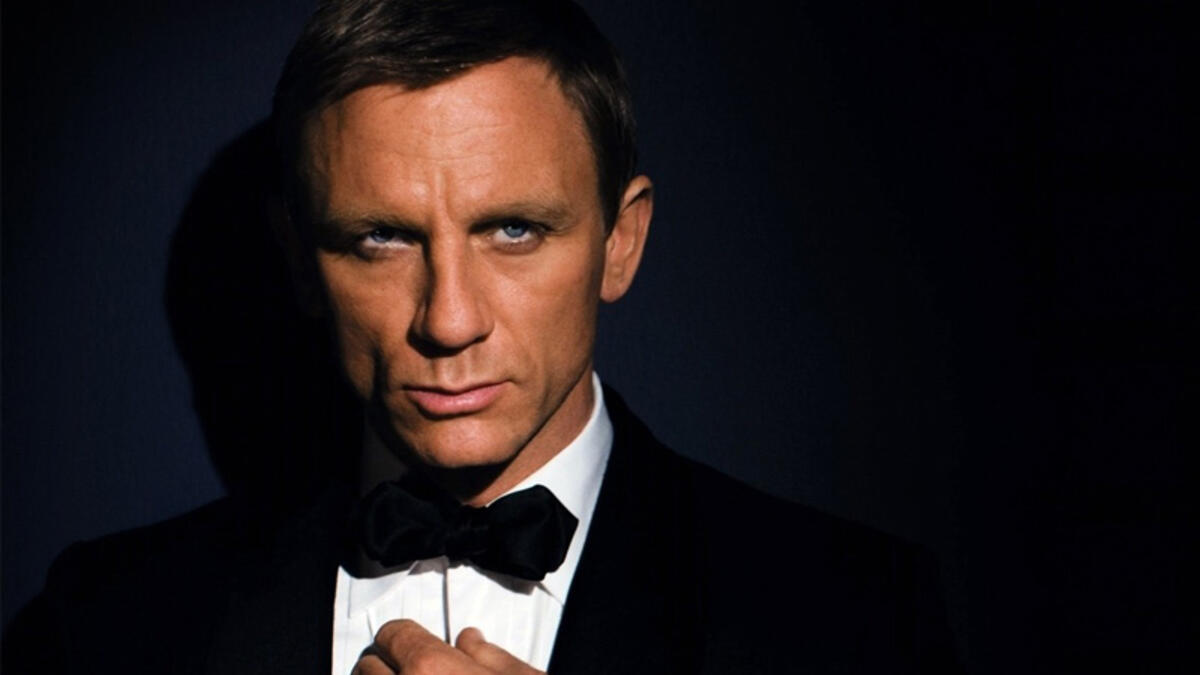 المركز السادس والأخير: دانييل كريج.. كانت المفاجأة اندراج دانييل كريج في ذيل القائمة الذي شارك في 4 أفلام وحصل على 70 نقطة في تقييم النقاد، بإجمالي إيرادات أفلامه في شباك التذاكر الأمريكية: 975 مليون دولار .. آخر سن قدم فيه الشخصية: 47 عامًا