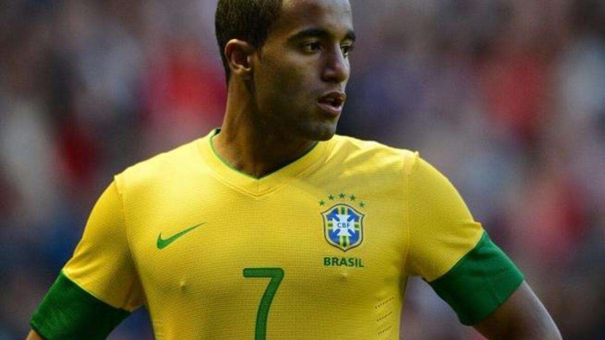 Lucas Moura leaves Sao Paulo behind for the French PSG 2012
