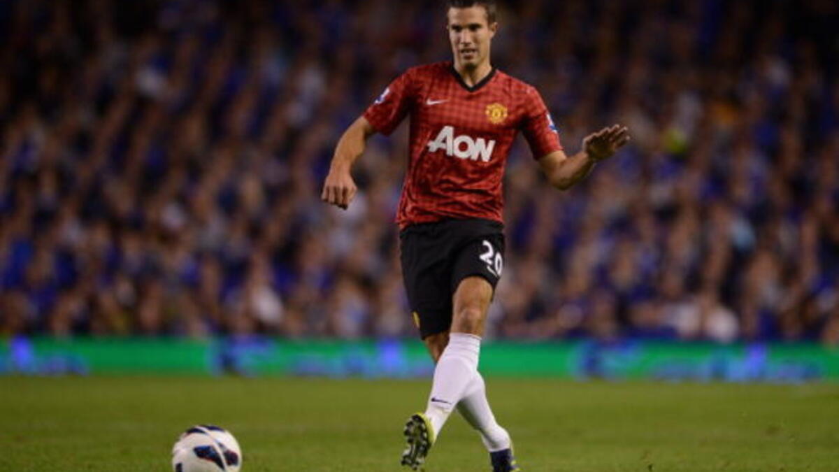 Robin Van Persie quits Arsenal for Man Utd