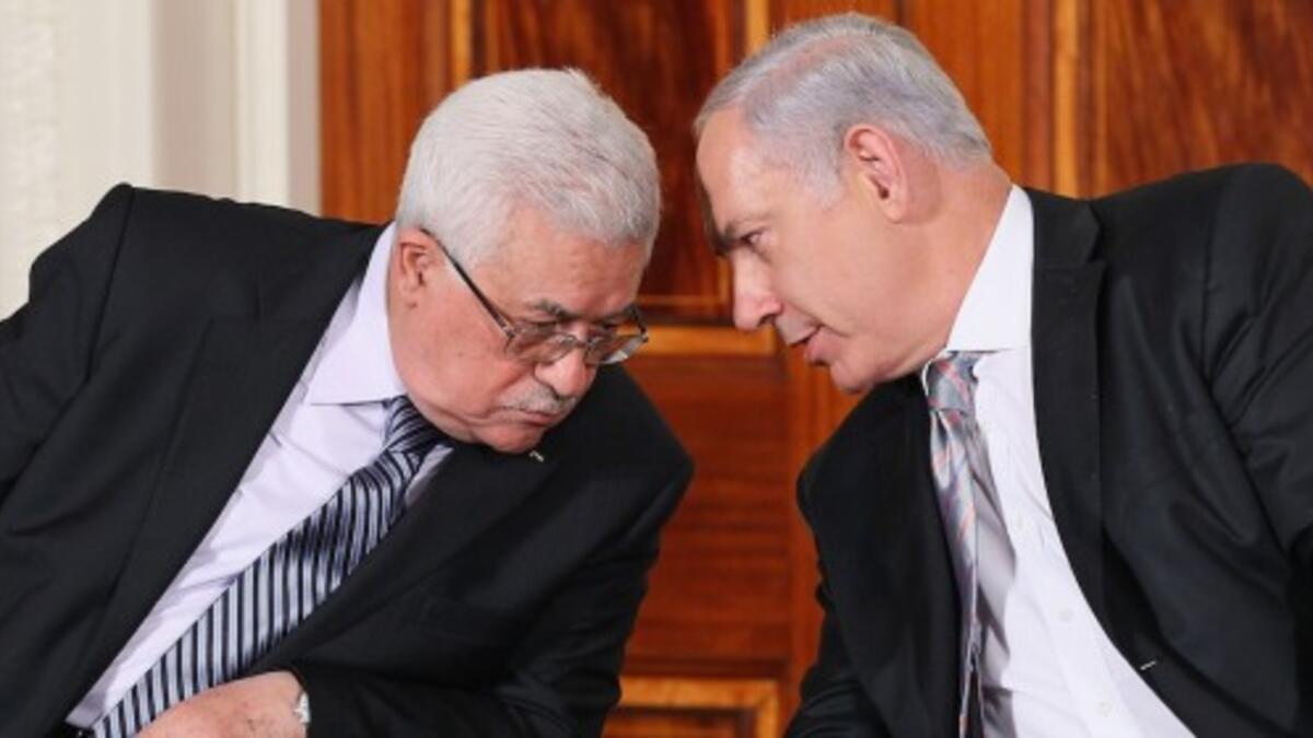 Did you know that the President Chairman of the Palestine Liberation Organization and the Prime Minister of Israel both lean to the left? Yup, Mahmoud Abbas and Benjamin Netanyahu are both left-handed.