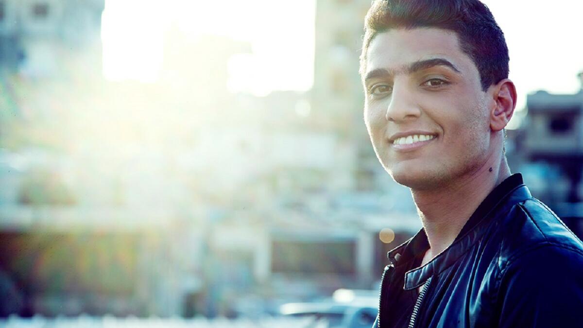 محبوب العرب هو الآخر: حاز الفلسطيني محمد عساف على لقب "محبوب العرب" من خلال شاركته بالبرنامج في النسخة الثانية، ويتبعه أمير دندن والذي أبهر لجنة التحكيم وعمالقة الفن ليصفوه بمحبوب العرب الثاني.