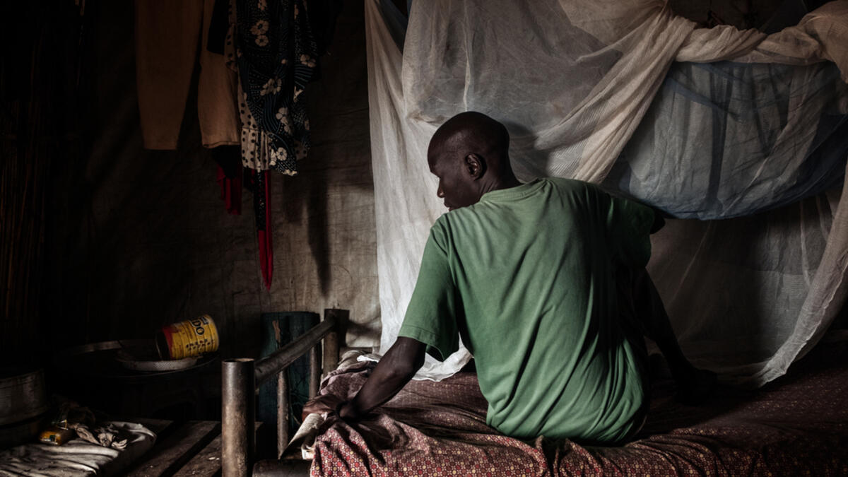 لا يزال الوضع الذي يواجهه السكان الآن داخل المخيم رهيباً، فهم يعيشون حالة من عدم اليقين في وضع الانتظار.