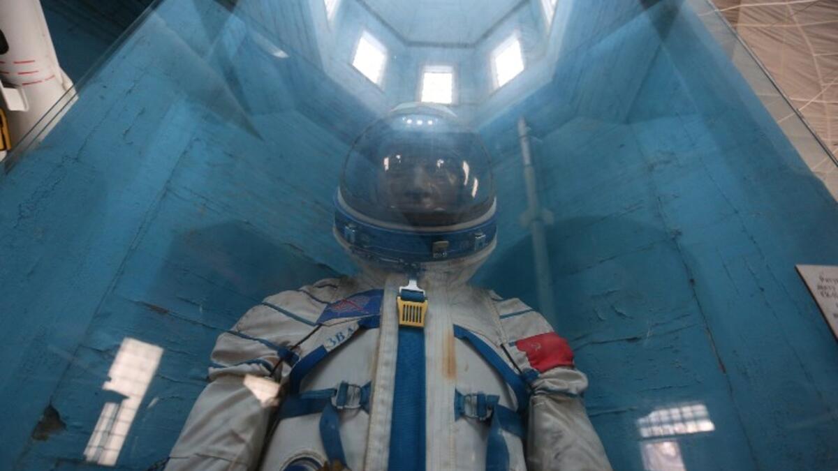 A picture taken on January 11, 2019 shows exhibitions items at the space museum located in Saint Paraskeva church in Pereyaslav-Khmelnytsky, a small town some 80 kilometers southeast of Kiev.
ALEKSEY FILIPPOV / AFP