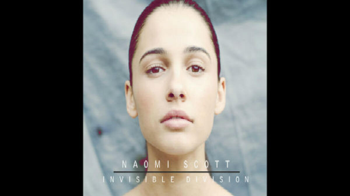 في أغسطس 2014، أصدرت سكوت أول ألبوم غنائي مستقل لها باسم "Invisible Division".