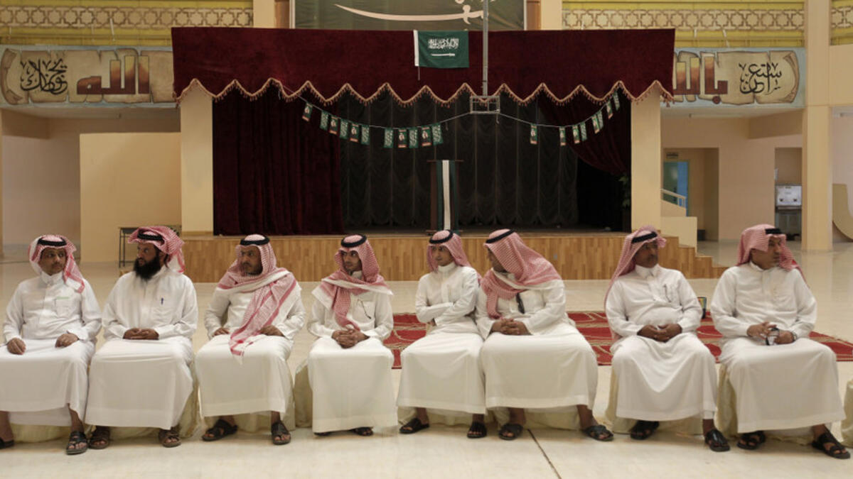 Saudi families are tribal, interconnected and very involved in each other’s lives. This means a huge support network (numbering up into the thousands!) for the couple but also a lot of input and influence on your life. Expect some meddling!