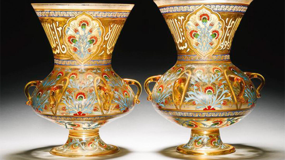 Glassmakers from Syria and Egypt learned about the art of glass production from their Roman predecessors and developed it further. By introducing new techniques, as well as new styles and patterns, glassmakers from Syria and Egypt turned the glass production into a flourishing business from the 8th century onwards. (Pinterest)