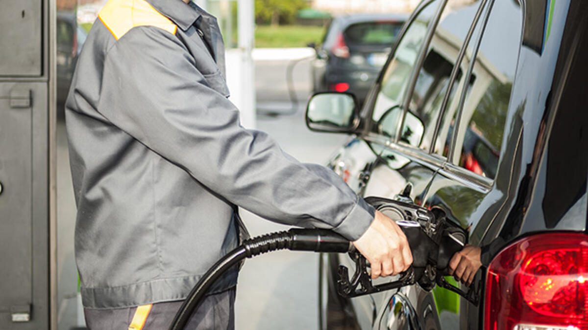 While tipping the attendant that pumps gas into your car is not obligatory, these guys stand at the pumps all day in the heat or in the sleet and are a deserving candidate for courtesy thanks. If you're filling your tires with air (which apparently is free), or washing your car, you can tip your thank you for the service.