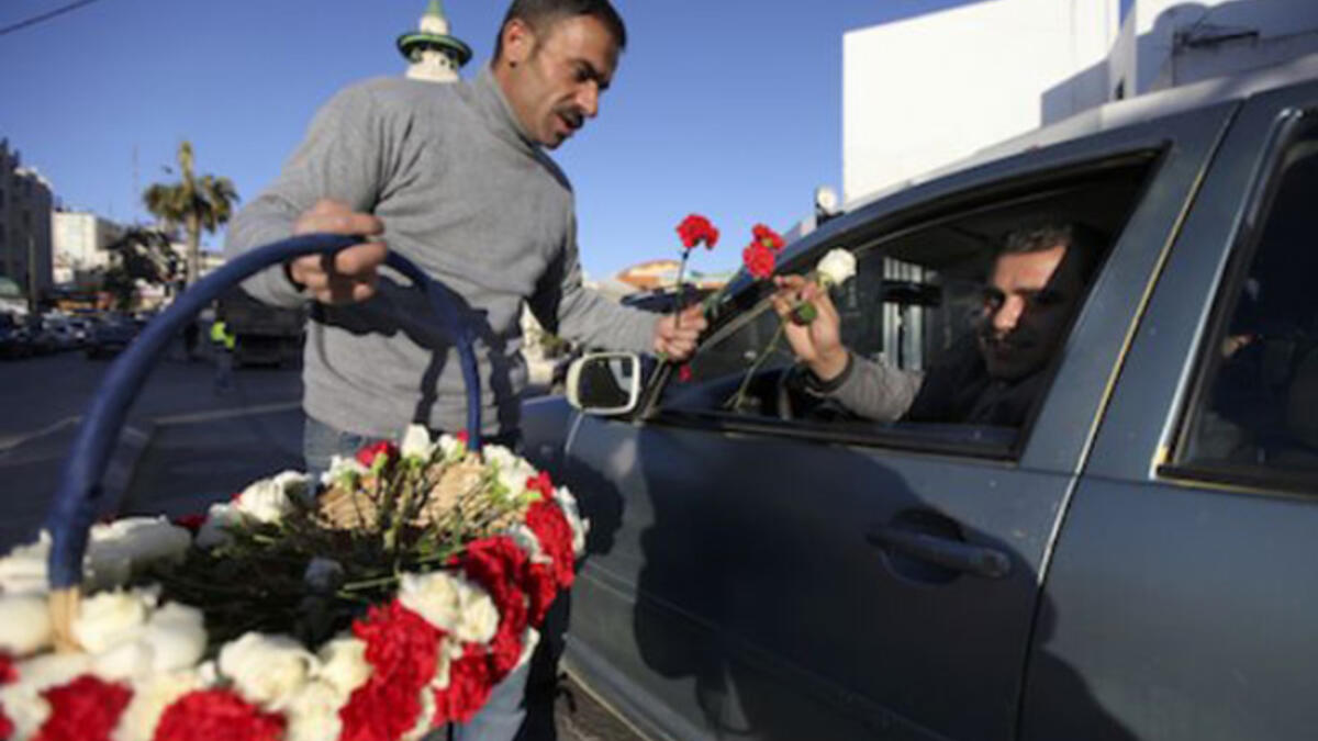 When the traffic light turns red, it’s common for someone to make their way through the line of cars with a stack of newspapers, flowers, or gum, hoping to earn a little money. Standing in the sun breathing car fumes all day is no enviable job, so throw them that extra 50 cents on top of the ‘Kleenex’ fee (and don’t make them beg for it).