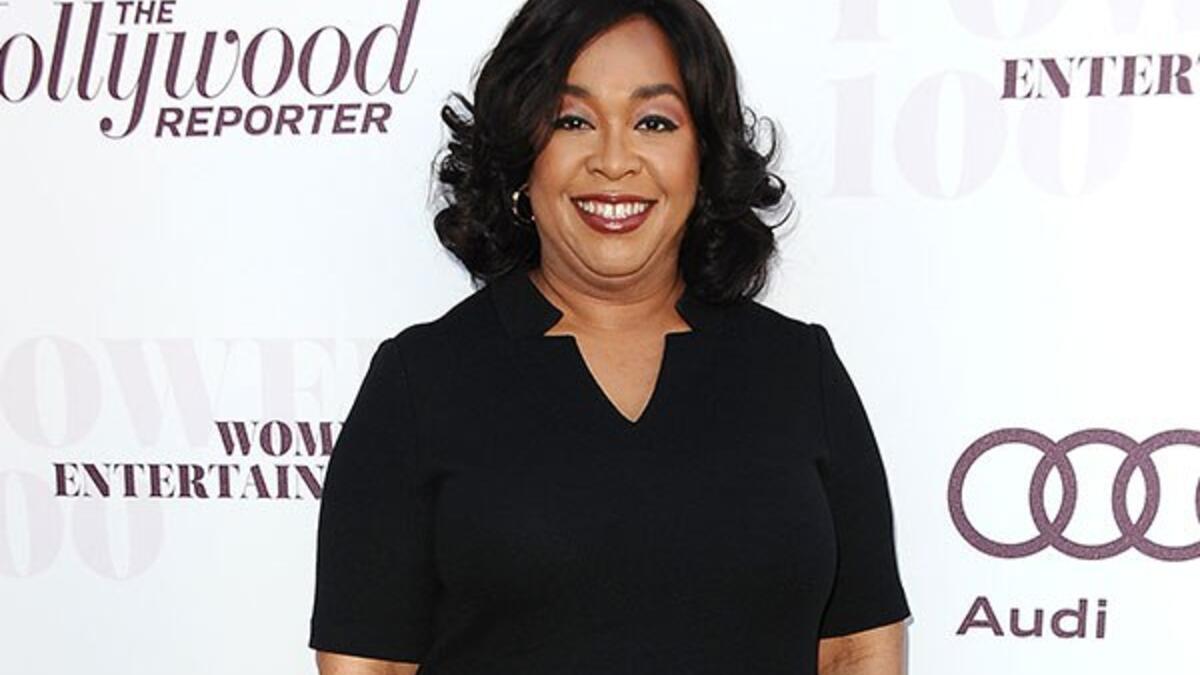 12- شوندا ريميز (48 عامًا) – أمريكا – منتجة ومؤلفة مسلسلات – المركز 74.