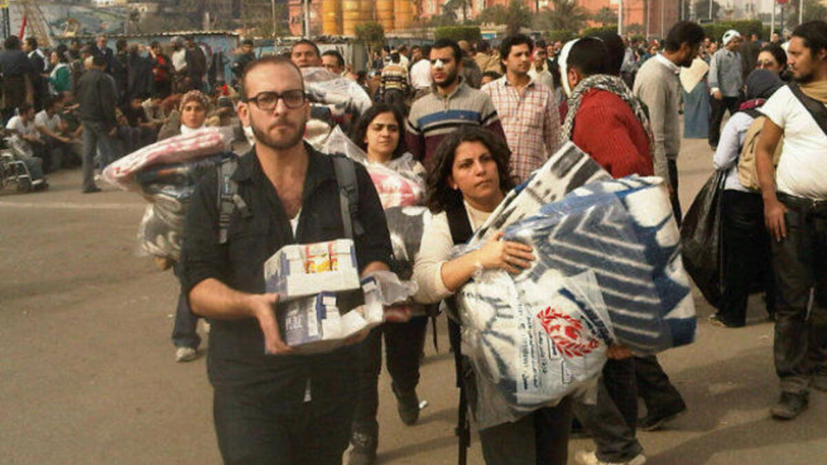 Support and supplies for the protesters. There was a light commotion on the source and sponsors of these reinforcements: KFC rations and talk of sums of money assigned to each man caused a stir.