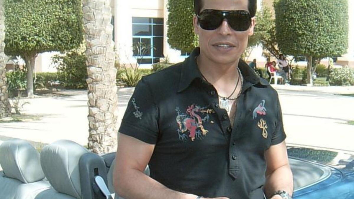 Amer Mounib the Egyptian singer-actor succumbed to colon cancer aged 48. Amer is the grandson of Marrie Mounib 
(famous comedian of the 50s to 60s era who played supporting roles). His friends and fellow artists were shocked at his demise.