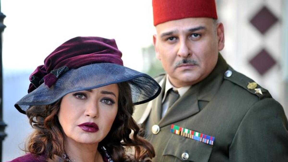 غزل جمال سليمان لليلى علوي يجذب الجمهور للشوارع الخلفية من حلقاته الأولى.