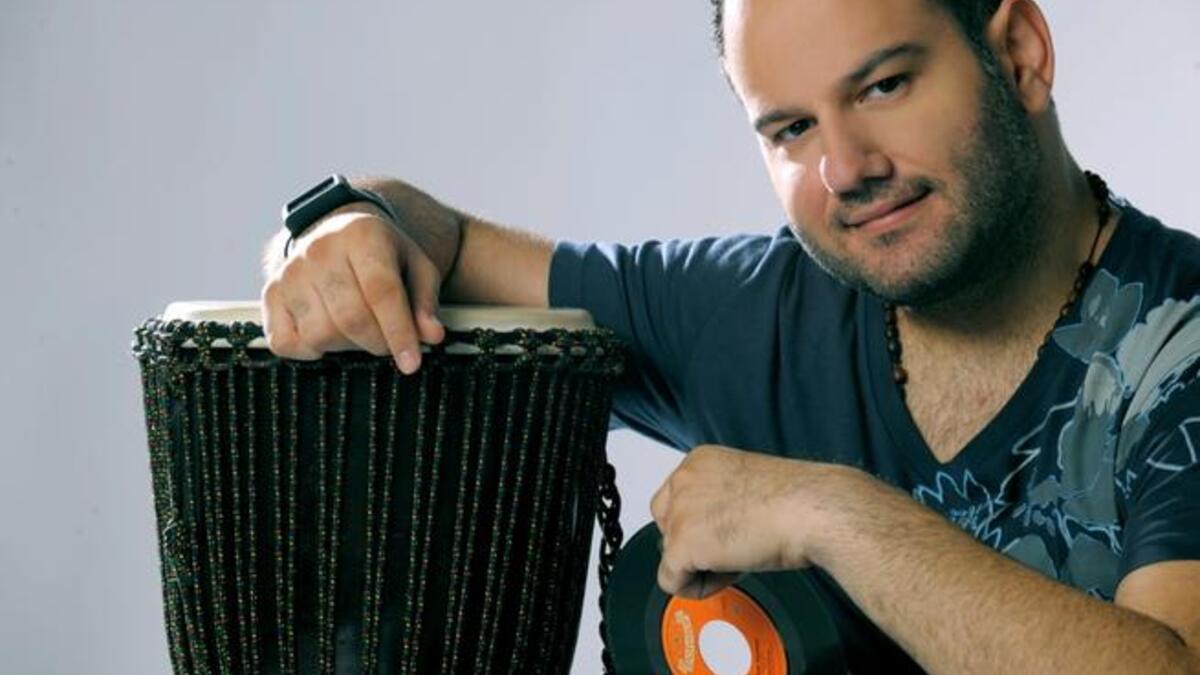 Composer and poet ‘Saleem Assaf’ puts his signature on the first romantic production for artist ‘Carole Samaha’ after a series of successful joint projects throughout the past years.