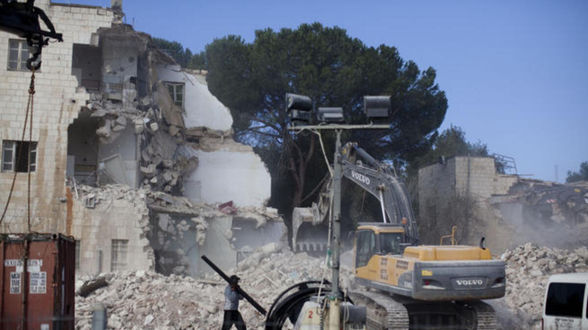 44th Naksa day for Arabs is Jerusalem Day for jubilant Israelis: 40,000 marched to mark the anniversary of the Six Day War, provocatively steering a route through the heart of East Jerusalem, facing off Palestinians at the Old City.  Far from the spirit of change, ripe
with regional revolutions.