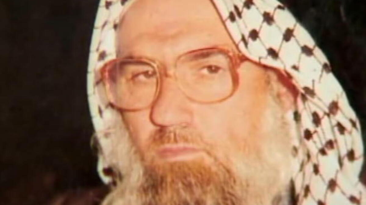 عبدالله عزام فلسطيني يعتبر الأب الروحي للأفغان العرب؛ عمل محاضرا في السعودية في السبعينيات وقد تتلمذ بن لادن على يده.