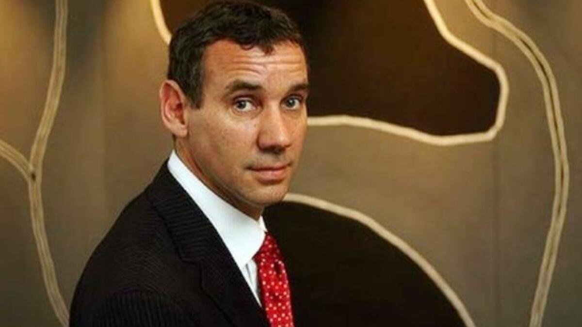 جانب آخر من الدعاية الإسرائيلية تمثل في مارك ريجيف المتحدث باسم الحكومة الإسرائيلية الذي ساهم  في إظهار شاليط كمراهق بريء برغم أنه كان يقود دبابة على خط النار مع غزة المحاصرة.