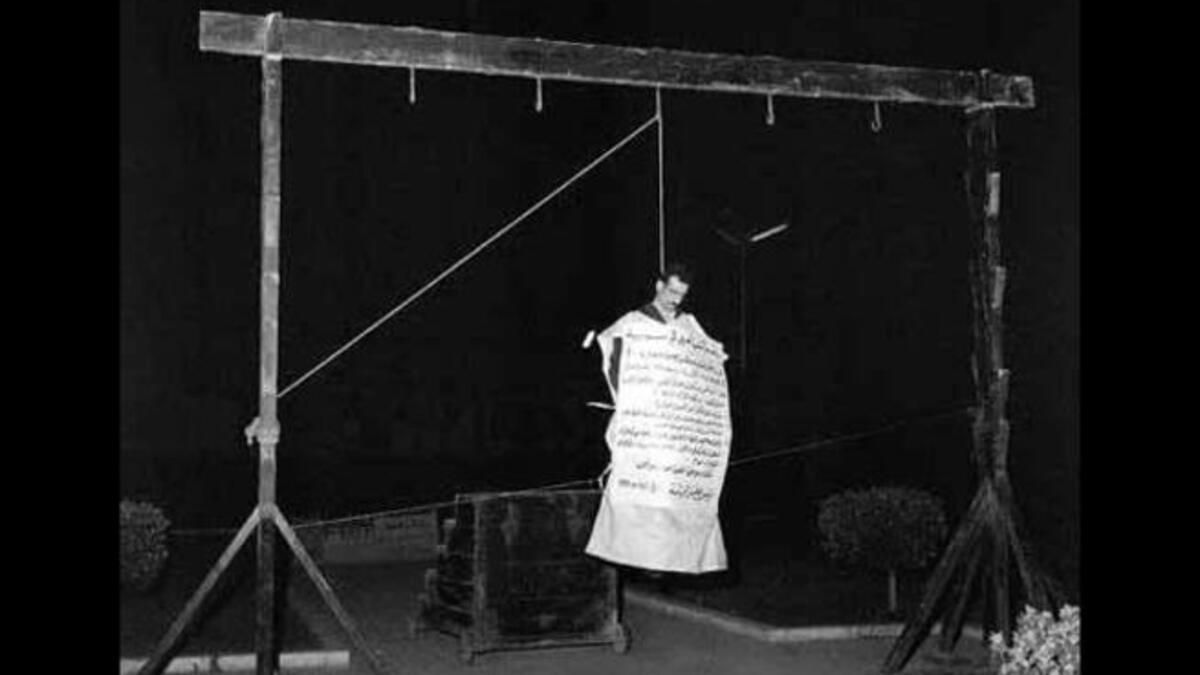 إيلي كوهين، جاسوس إسرائيلي في سوريا. تمكن من إقامة شبكة واسعة من العلاقات المهمة‏‏ وأعدم بعد اكتشاف أمره.