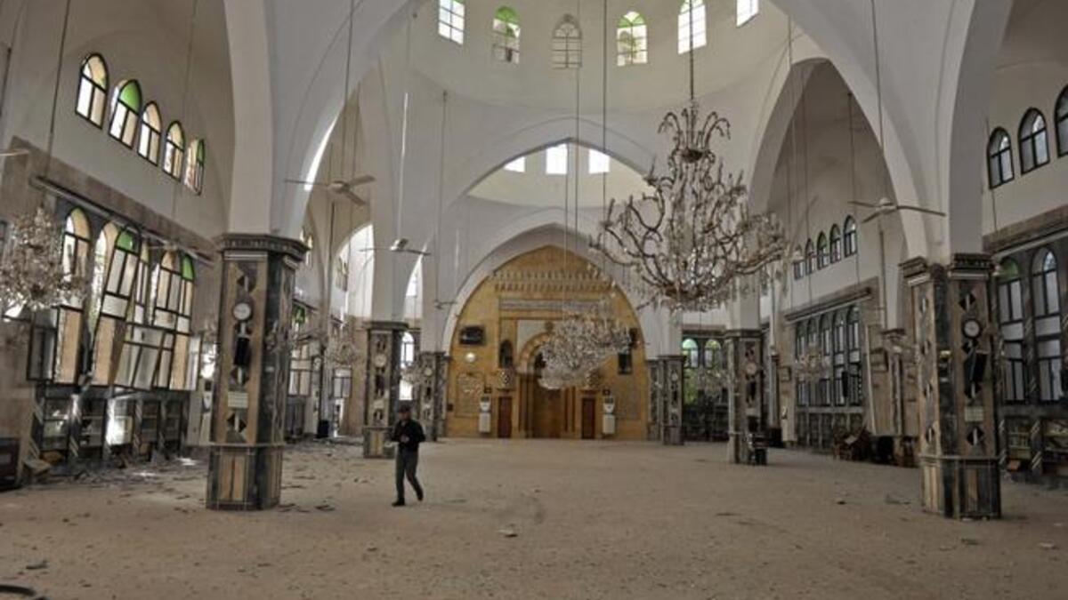 تدمير الجامع الأموي في حلب جراء المعارك في سوريا