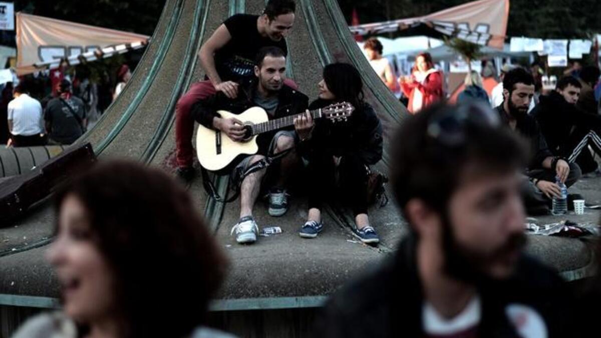 The Gezi Park protest quickly took on the feel of a summer music festival, as students lounged around on the grass, drinking beer and eating out of plastic trays, so it was inevitable ‘the guy with the guitar’ would show up to strum a little Pink Floyd