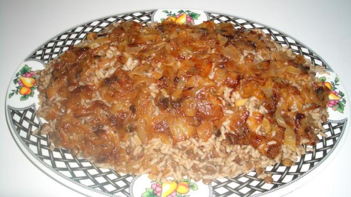 Lentil-grain stews are Arab winter specials.