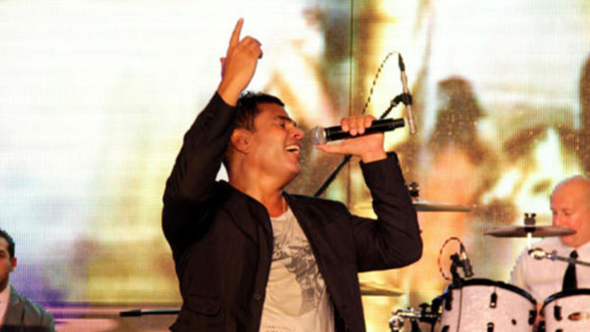Amr Diab does Dubai for New Year, 2013