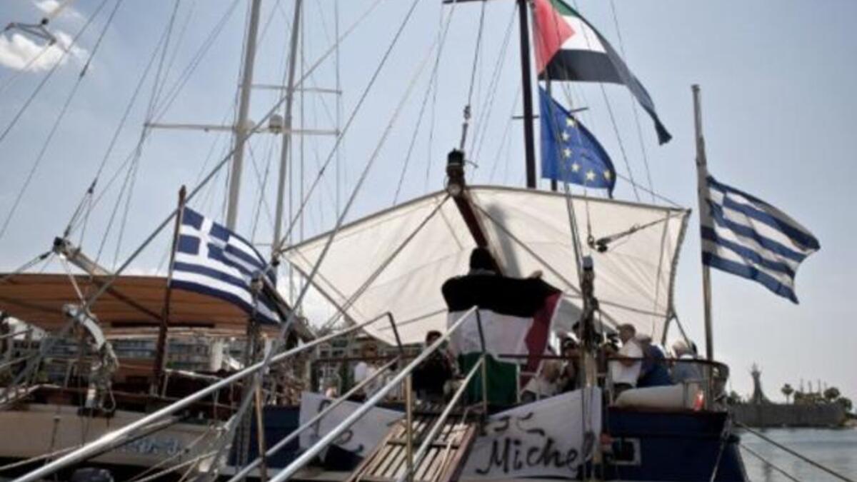 More Israeli propaganda waged included some blatant lie campaigns, like a gay Palestine supporter
refused entry to flotilla, and hyperbole & psycho-babble as waged in a YouTube-broadcast shrink-interview with a paranoid
'Israel', in the form of a sexy woman suffering flotilla syndrome.