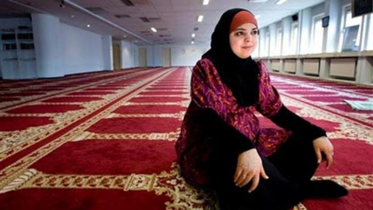 Ola Ghanim flashes her face a little too much in Ibn Moot this Ramadan drama