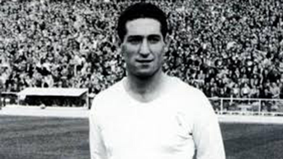 المركز الثاني: الإسباني باكو خينتو جناح ريال مدريد السابق