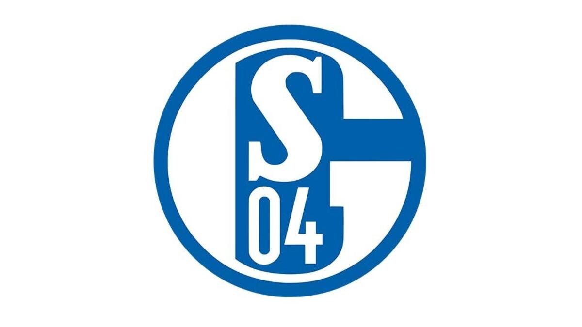 8- شالكه 04 الألماني