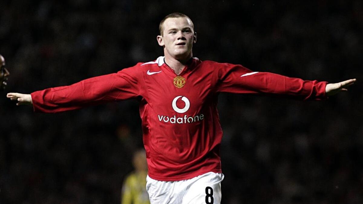 2004: المهاجم الإنجليزي واين روني (مانشستر يونايتد)